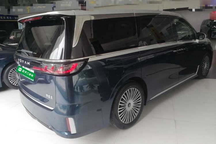 Used VOYAH Dream 2025 PHEV Four-Wheel-Drive Flagship Version – Qiankun Edition Rear Right 45 Deg