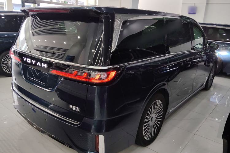 Used VOYAH Dream 2025 PHEV Four-Wheel-Drive Flagship Kunpeng Edition Rear Right 45 Deg