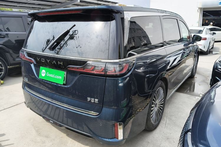 Used VOYAH Dream 2025 PHEV Four-Wheel-Drive Flagship Kunpeng Edition Rear Right 45 Deg