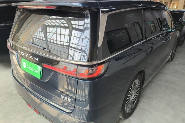 Used VOYAH Dream 2025 PHEV Four-Wheel-Drive Flagship Kunpeng Edition Rear Right 45 Deg