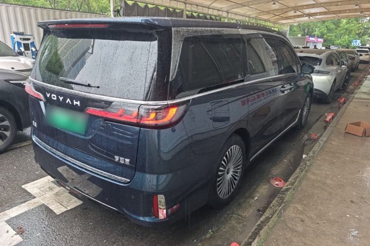 Used VOYAH Dream 2025 PHEV Four-Wheel Drive Excellence Kunpeng Edition Rear Right 45 Deg