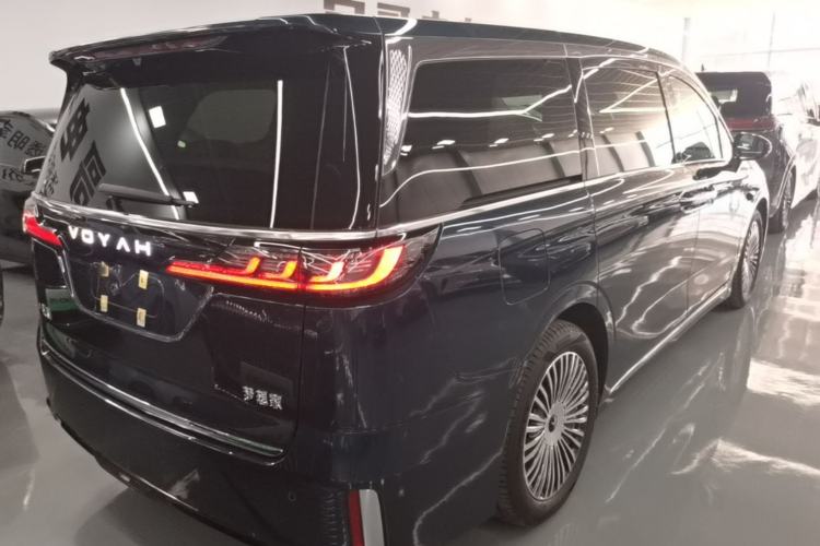 Used VOYAH Dream 2025 PHEV Four-Wheel Drive Prestige Qiankun Edition Rear Right 45 Deg