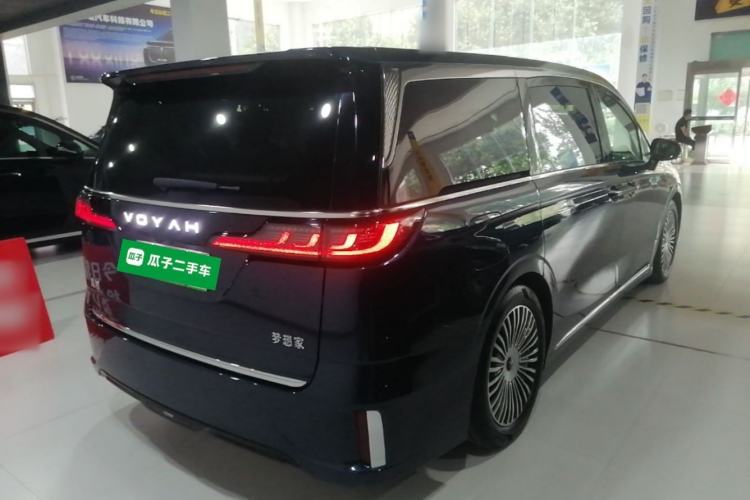 Used VOYAH Dream 2025 PHEV Four-Wheel-Drive Flagship Kunpeng Edition Rear Right 45 Deg