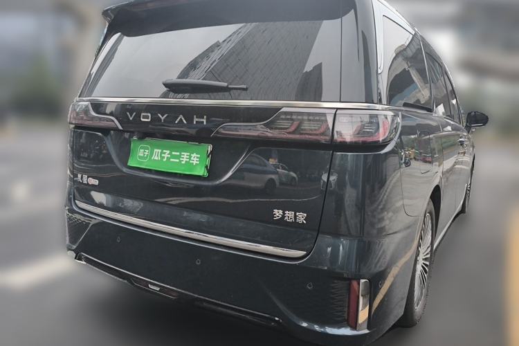 Used VOYAH Dream 2025 PHEV Four-Wheel-Drive Flagship Kunpeng Edition Rear Right 45 Deg