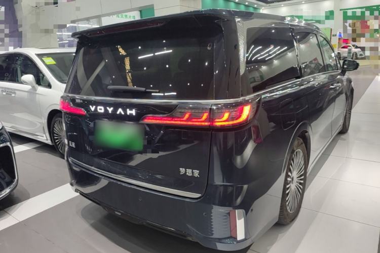 Used VOYAH Dream 2025 PHEV Four-Wheel-Drive Flagship Kunpeng Edition Rear Right 45 Deg