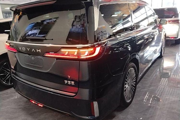Used VOYAH Dream 2025 PHEV Four-Wheel-Drive Flagship Kunpeng Edition Rear Right 45 Deg