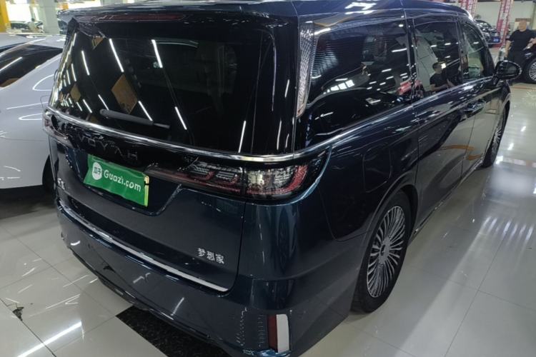 Used VOYAH Dream 2025 PHEV Four-Wheel-Drive Flagship Kunpeng Edition Rear Right 45 Deg
