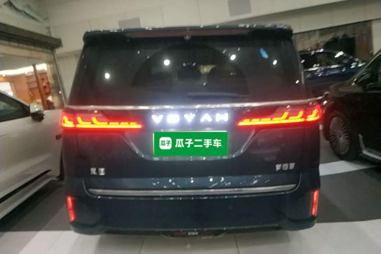 Used VOYAH Dream 2025 PHEV Four-Wheel Drive Prestige Qiankun Edition Rear