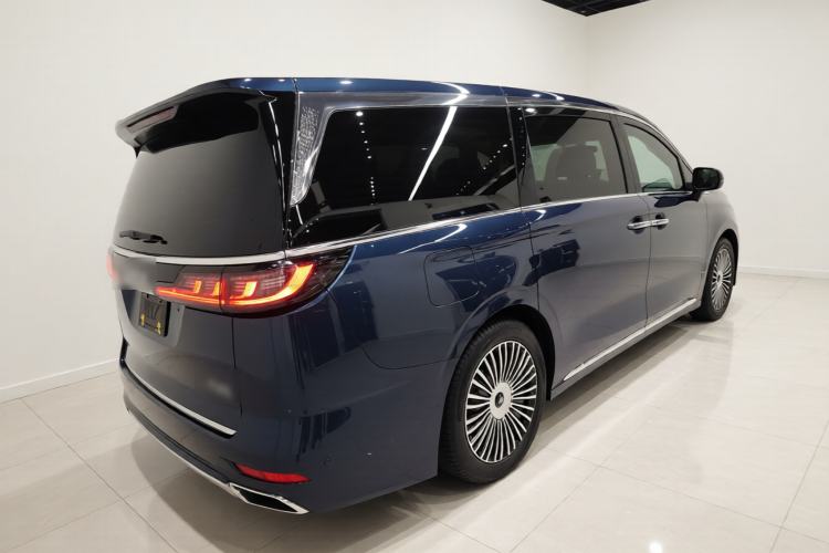 Used VOYAH Dream 2025 PHEV Four-Wheel-Drive Flagship Kunpeng Edition Rear