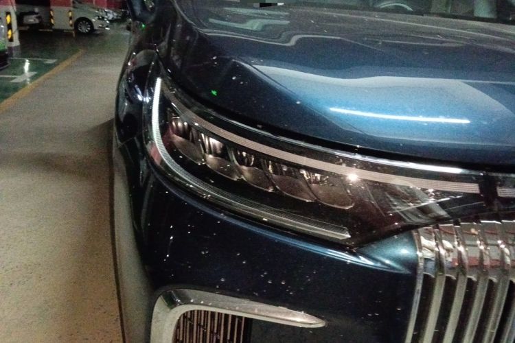 Used VOYAH Dream 2025 PHEV Four-Wheel Drive Prestige Kunpeng Edition Right Front Headlight