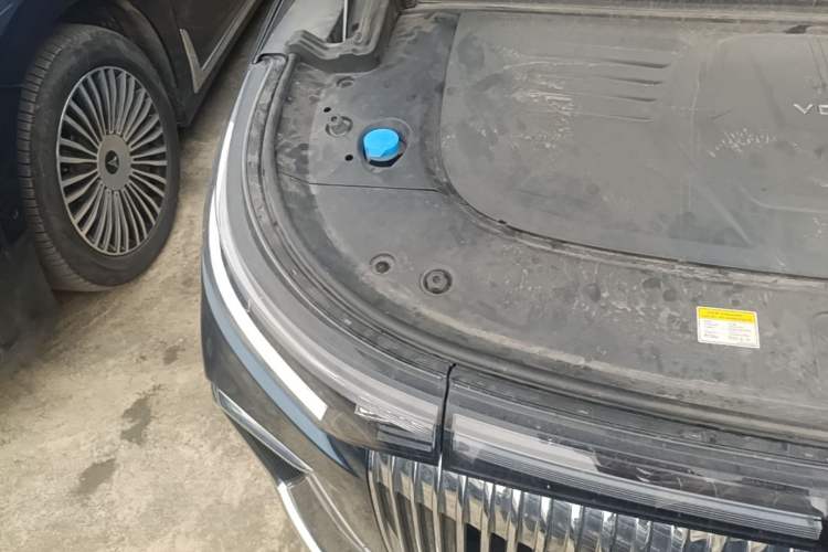 Used VOYAH Dream 2025 PHEV Four-Wheel-Drive Flagship Kunpeng Edition Right Front Headlight