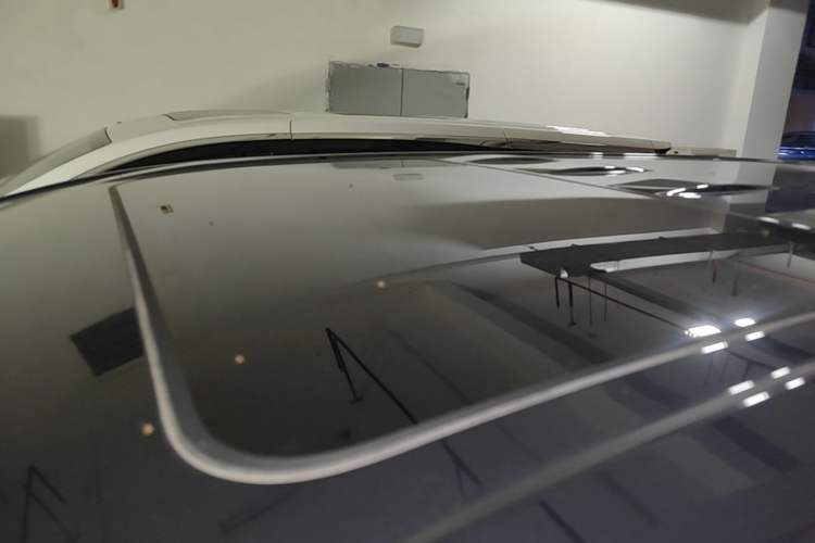 Used VOYAH Dream 2025 PHEV Four-Wheel-Drive Flagship Kunpeng Edition Roof