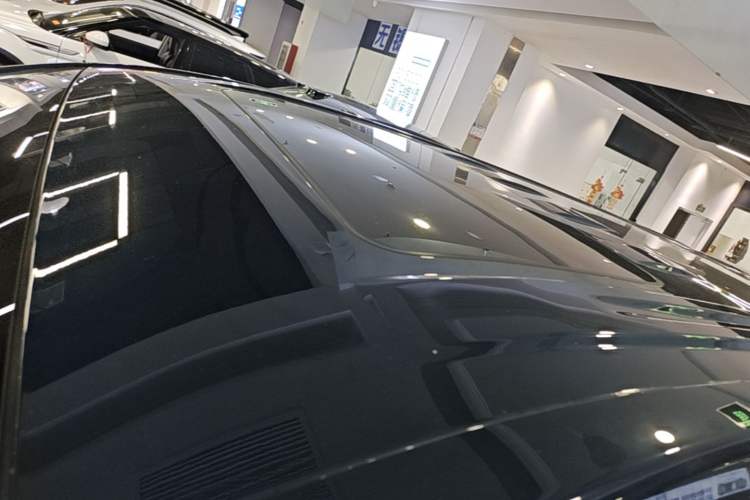 Used VOYAH Dream 2025 PHEV Four-Wheel-Drive Flagship Kunpeng Edition Roof