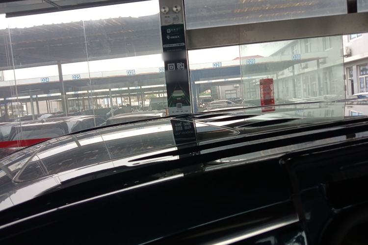 Used VOYAH Dream 2025 PHEV Four-Wheel-Drive Flagship Kunpeng Edition Roof