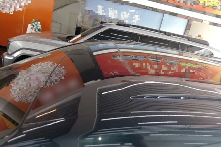 Used VOYAH Dream 2025 PHEV Four-Wheel-Drive Flagship Kunpeng Edition Roof