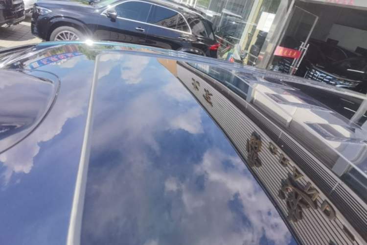 Used VOYAH Dream 2025 PHEV Four-Wheel Drive Prestige Qiankun Edition Roof