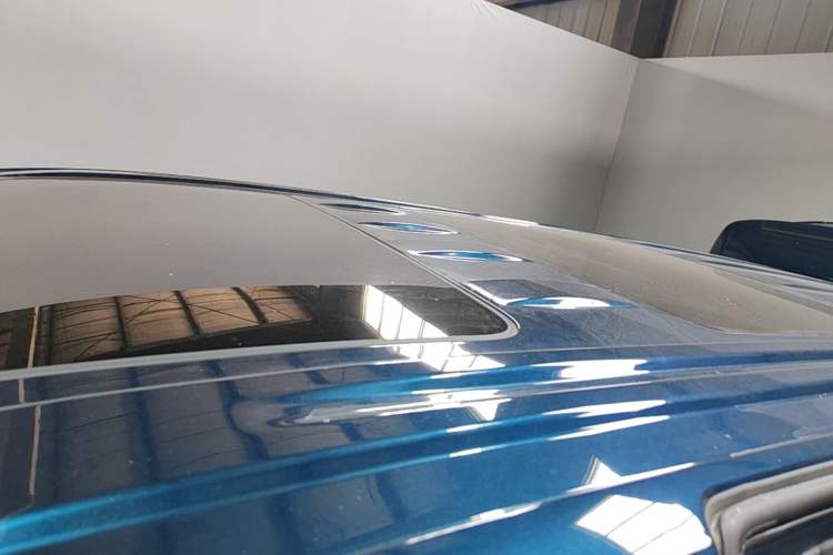 Used VOYAH Dream 2025 PHEV Four-Wheel-Drive Flagship Kunpeng Edition Roof