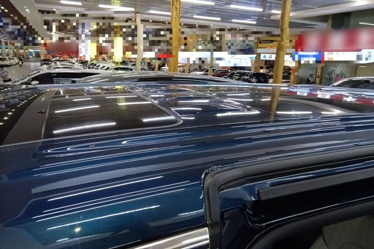 Used VOYAH Dream 2025 PHEV Four-Wheel-Drive Flagship Kunpeng Edition Roof