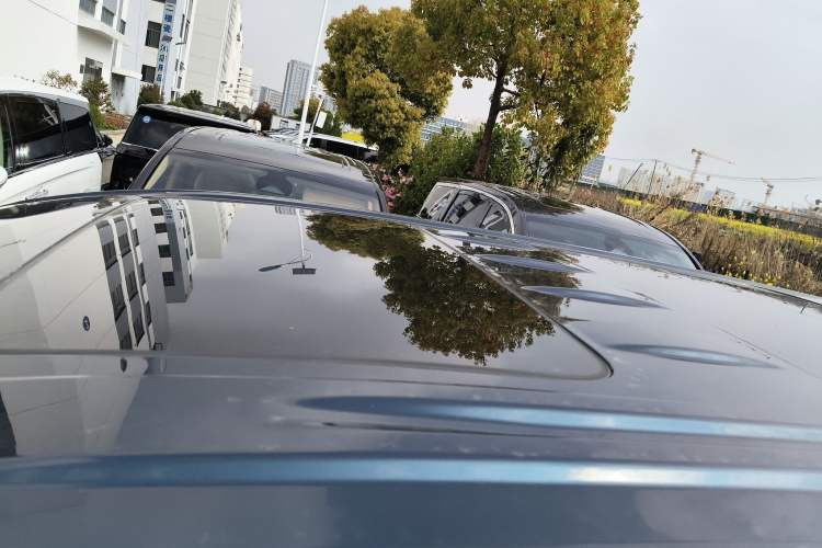 Used VOYAH Dream 2025 PHEV Four-Wheel-Drive Flagship Kunpeng Edition Roof