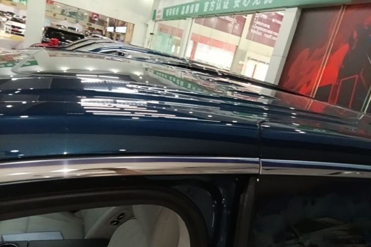 Used VOYAH Dream 2025 PHEV Four-Wheel-Drive Flagship Kunpeng Edition Roof