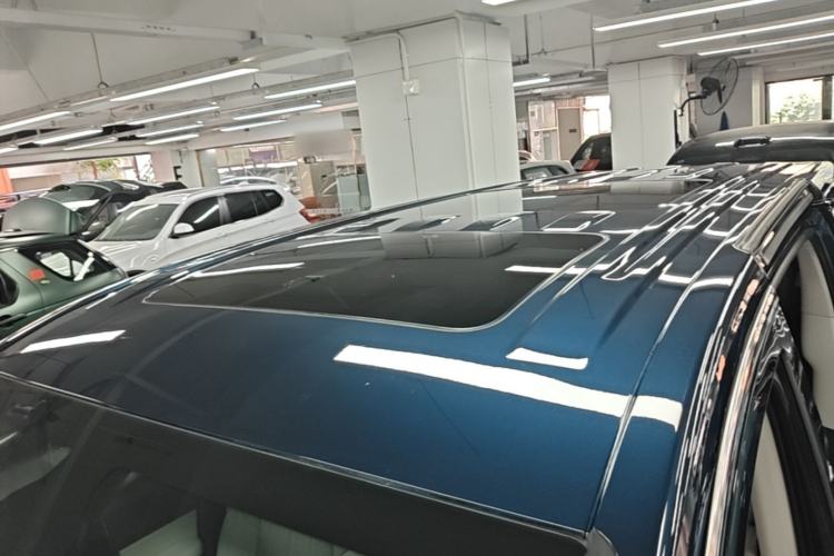 Used VOYAH Dream 2025 PHEV Four-Wheel Drive Prestige Kunpeng Edition Roof