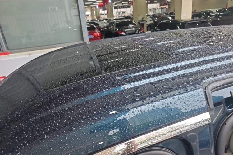 Used VOYAH Dream 2025 PHEV Four-Wheel Drive Excellence Kunpeng Edition Roof