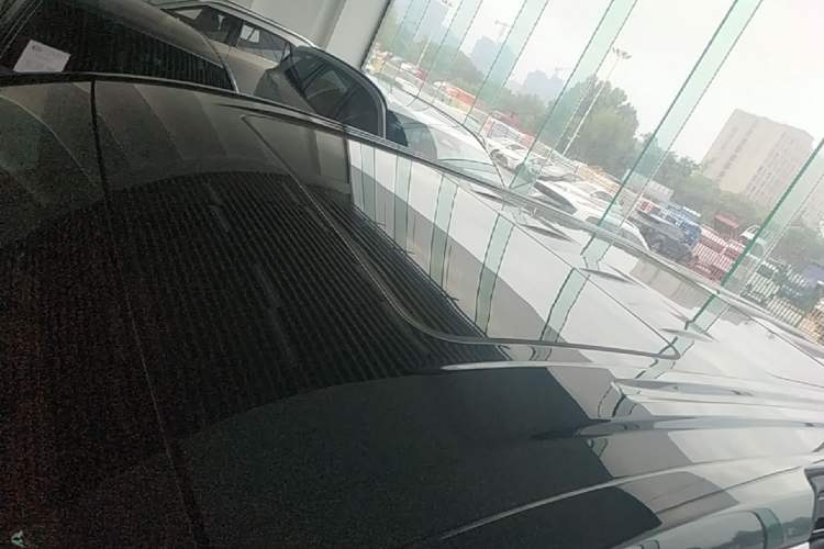 Used VOYAH Dream 2025 PHEV Four-Wheel-Drive Flagship Kunpeng Edition Roof