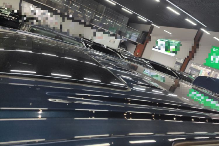 Used VOYAH Dream 2025 PHEV Four-Wheel-Drive Flagship Kunpeng Edition Roof
