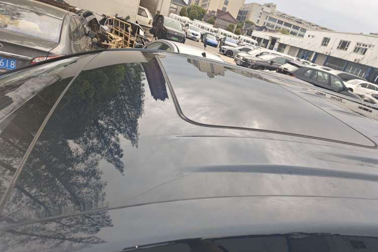 Used VOYAH Dream 2025 PHEV Four-Wheel Drive Prestige Kunpeng Edition Roof