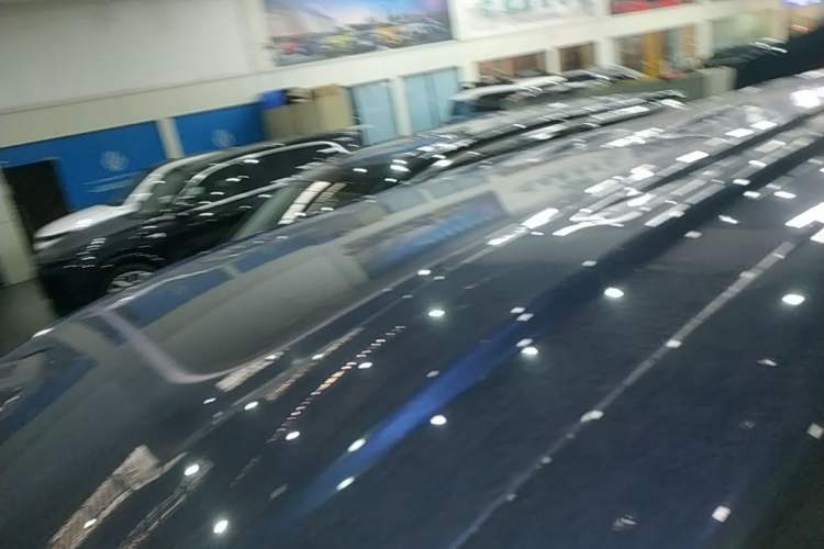 Used VOYAH Dream 2025 PHEV Four-Wheel Drive Prestige Qiankun Edition Roof