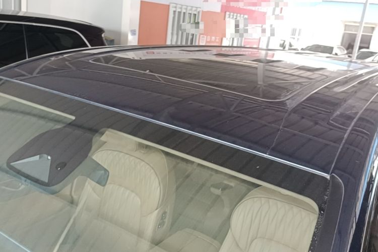 Used VOYAH Dream 2025 PHEV Four-Wheel-Drive Flagship Kunpeng Edition Roof