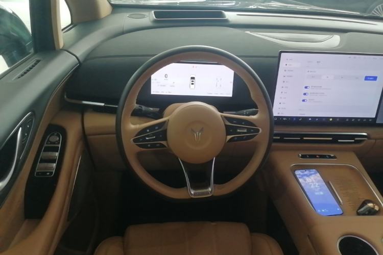 Used VOYAH Dream 2025 PHEV Four-Wheel-Drive Flagship Kunpeng Edition Steering Wheel