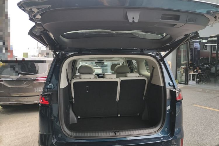Used VOYAH Dream 2025 PHEV Four-Wheel-Drive Flagship Version – Qiankun Edition Trunk