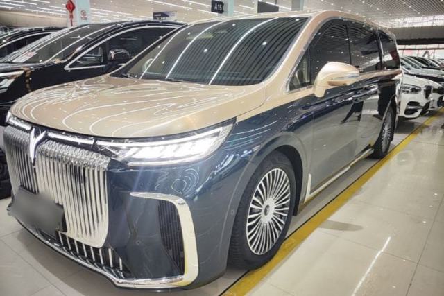 Used VOYAH Dream 2025 PHEV Four-Wheel-Drive Flagship Kunpeng Edition