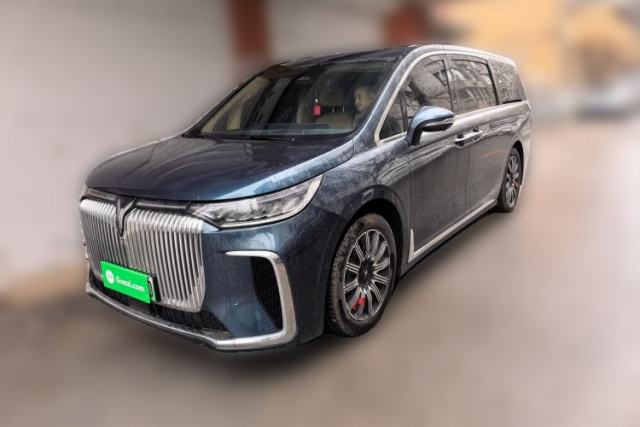 Used VOYAH Dream 2025 EV Four-Wheel Drive Prestige Kunpeng Edition