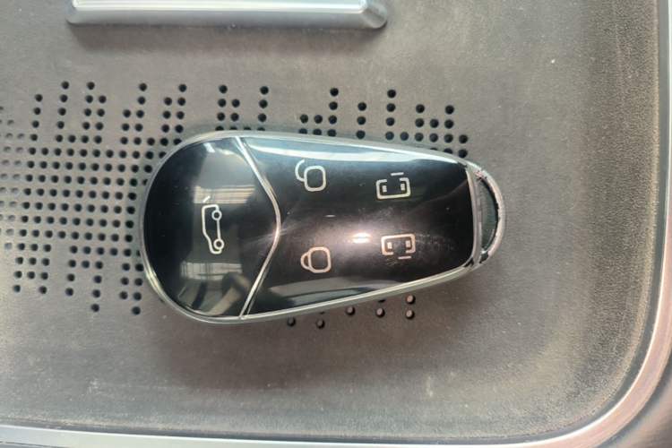 Used VOYAH Dream 2025 PHEV Four-Wheel-Drive Flagship Kunpeng Edition Vehicle Key