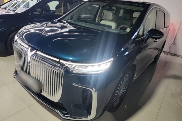 Used VOYAH Dream 2025 PHEV Four-Wheel Drive Prestige Kunpeng Edition