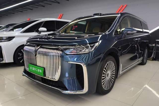 Used VOYAH Dream 2025 PHEV Four-Wheel Drive Prestige Qiankun Edition