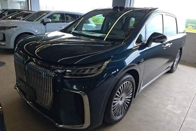 Used VOYAH Dream 2025 PHEV Four-Wheel Drive Prestige Kunpeng Edition