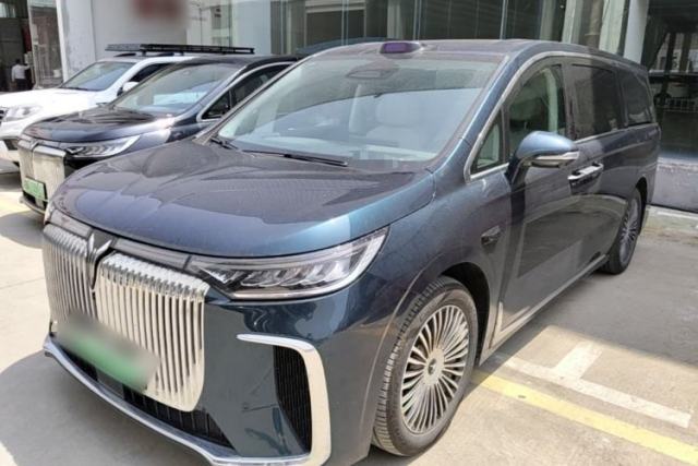 Used VOYAH Dream 2025 PHEV Four-Wheel Drive Prestige Qiankun Edition