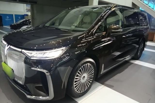Used VOYAH Dream 2025 PHEV Four-Wheel Drive Prestige Kunpeng Edition