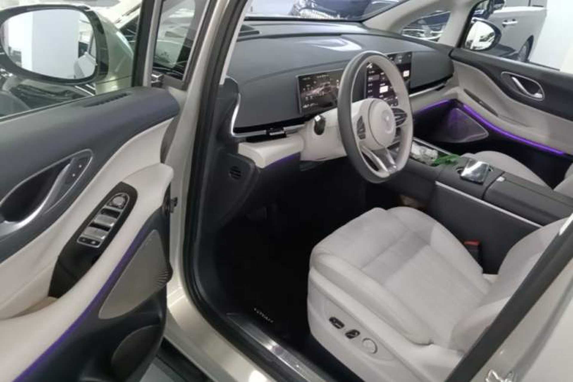 Used VOYAH Dream 2025 PHEV Four-Wheel-Drive Flagship Version – Qiankun Edition Driver Seat