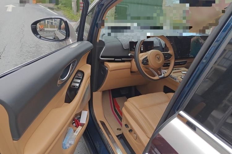 Used VOYAH Dream 2025 PHEV Four-Wheel Drive Prestige Kunpeng Edition Driver Seat