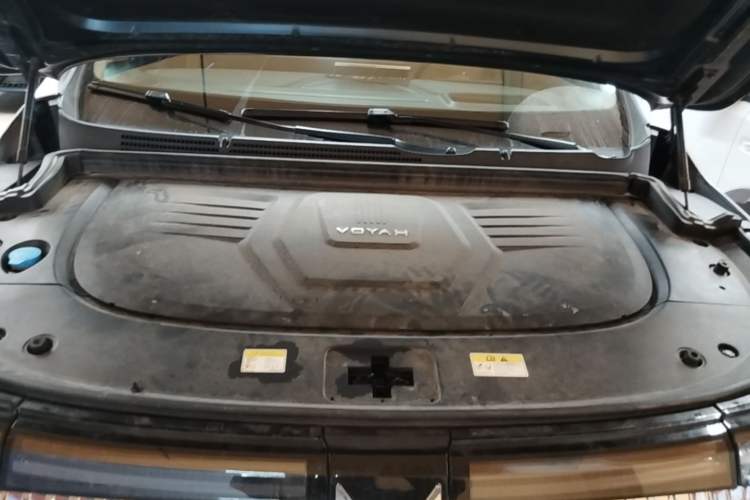 Used VOYAH Dream 2025 PHEV Four-Wheel Drive Prestige Kunpeng Edition Engine Bay