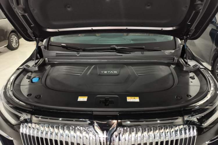 Used VOYAH Dream 2025 PHEV Four-Wheel Drive Prestige Qiankun Edition Engine Bay