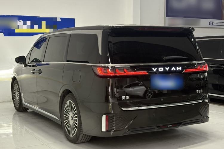 Used VOYAH Dream 2025 PHEV Four-Wheel-Drive Flagship Kunpeng Edition Exterior 7