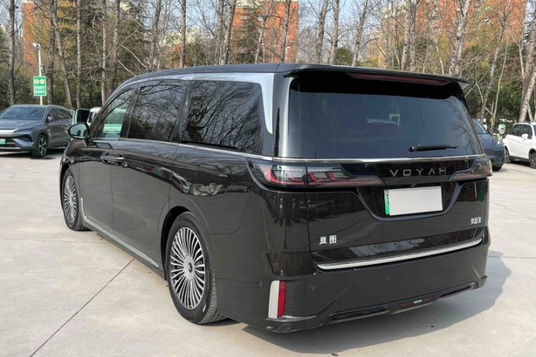 Used VOYAH Dream 2025 PHEV Four-Wheel-Drive Flagship Kunpeng Edition Exterior 8
