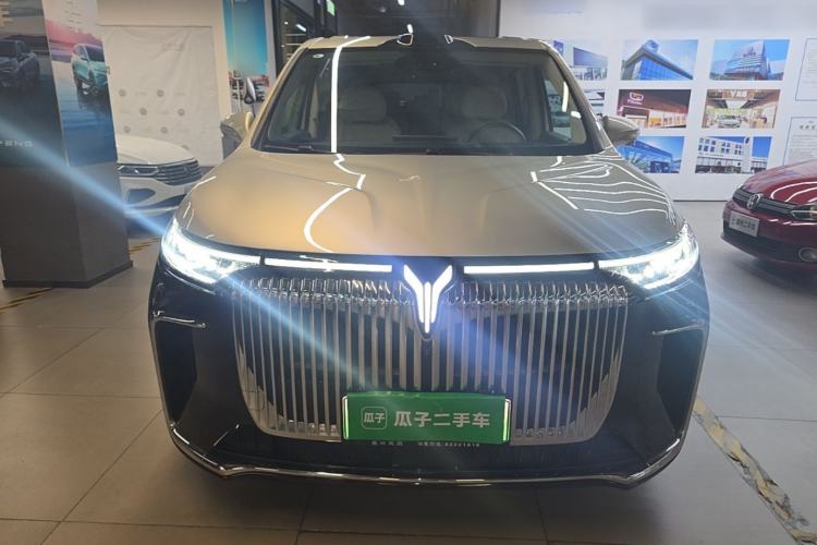 Used VOYAH Dream 2025 PHEV Four-Wheel-Drive Flagship Version – Qiankun Edition Front