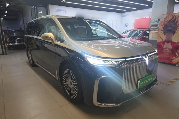 Used VOYAH Dream 2025 PHEV Four-Wheel-Drive Flagship Version – Qiankun Edition Front Right 45 Deg