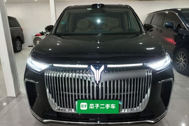 Used VOYAH Dream 2025 PHEV Four-Wheel Drive Prestige Qiankun Edition Front